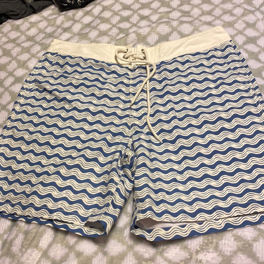 Men’s swim trunks